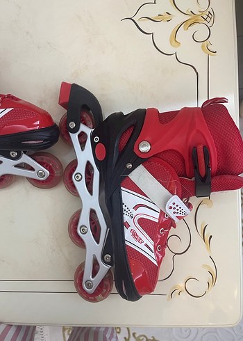 Kırmızı Ayarlanabilir Thriatlon Paten - Görsel 2