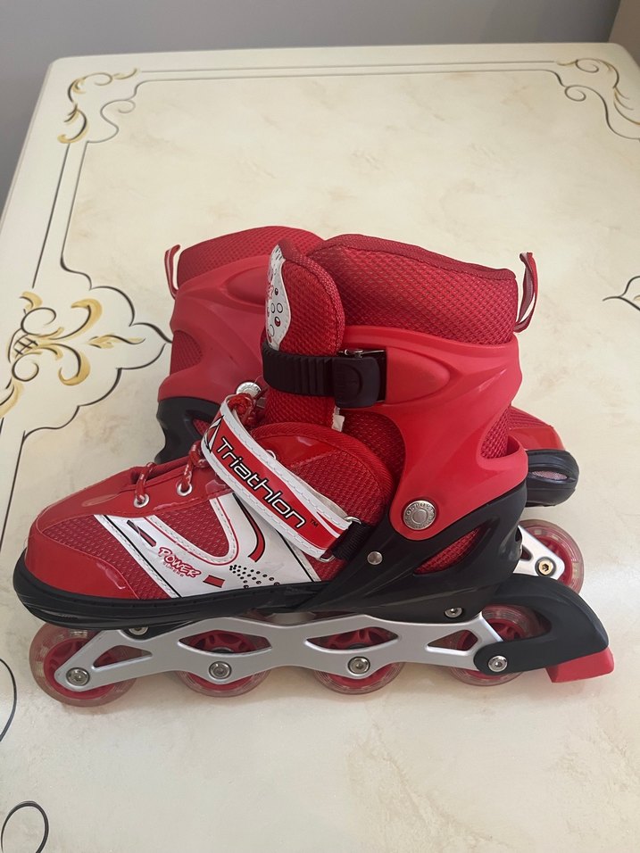 Kırmızı Ayarlanabilir Thriatlon Paten - Görsel 3
