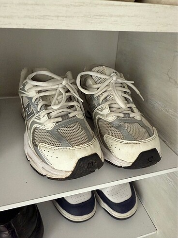 New Balance Aynısından bi adet daha olduğu için satıyorum