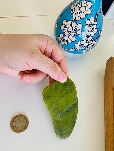 Beden Yeşim Taşı Gua Sha