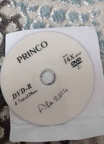 PS2 oyunu fifa 14 dvd üzerine basılmış - Görsel 2