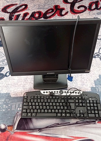 Diğer Hyundai sağlam çalışır monitör ve klavye