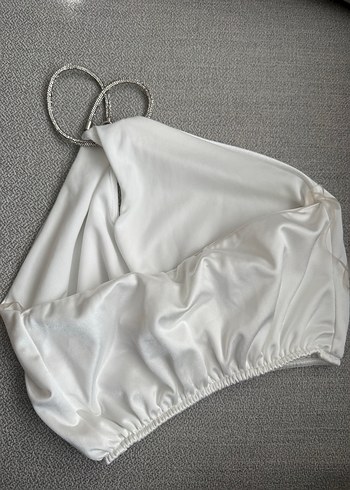 Zincir Detaylı Beyaz Midi Straplez Büstiyer - Görsel 3