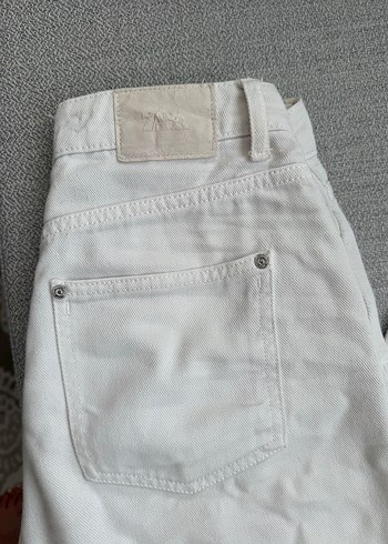 xs Beden beyaz Renk Zara Beyaz jean