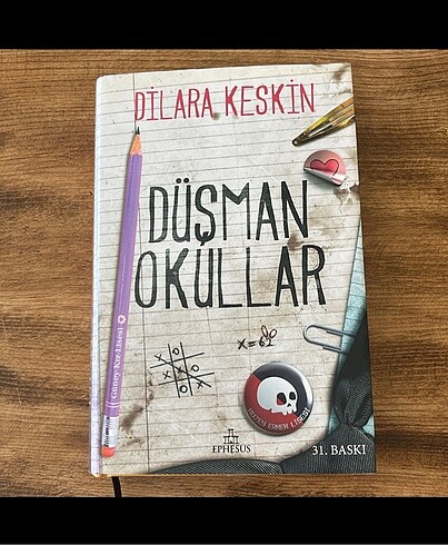 Düşman Okullar