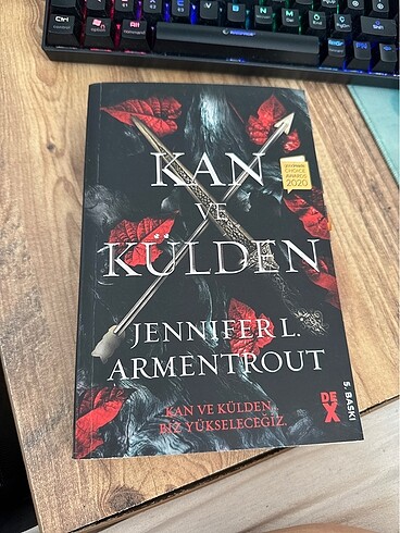 Jennifer L Armentrout kan ve külden