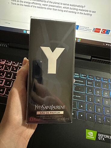 Orijinal açılmamış YSL erkek parfüm