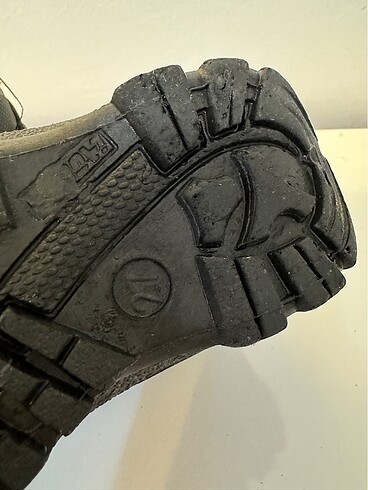 Erkek çocuk bot - Görsel 7