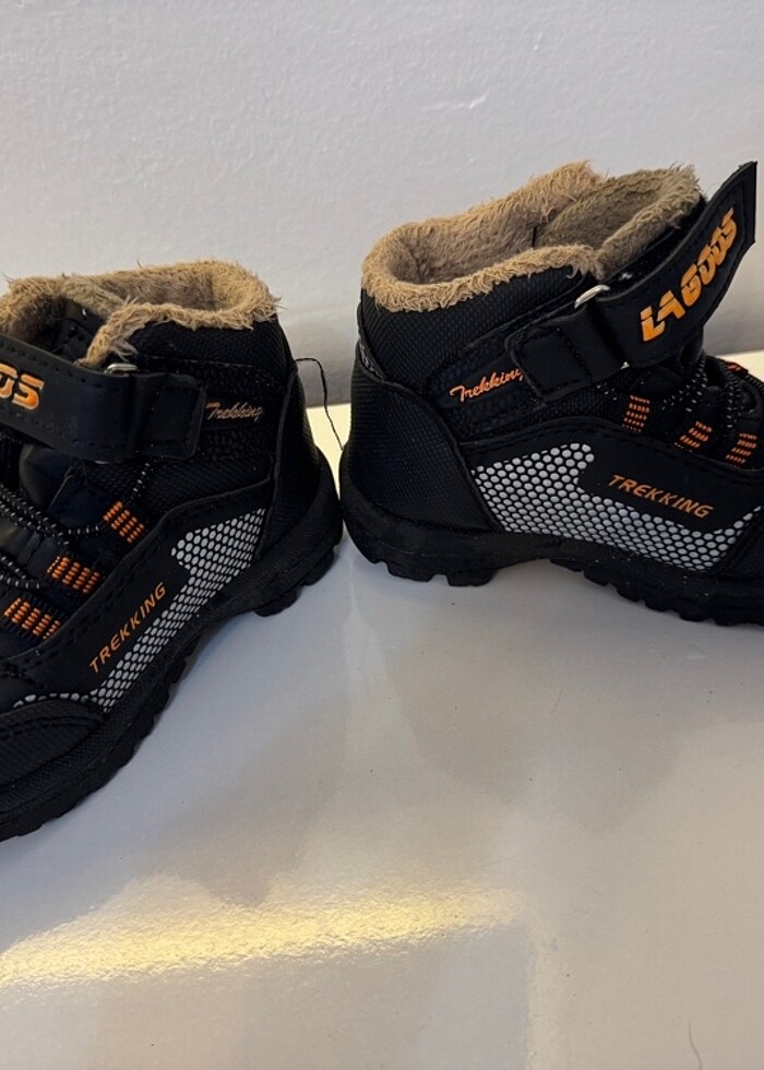 Erkek çocuk bot - Görsel 2