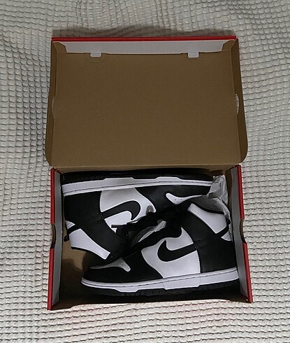 nike dunk high panda