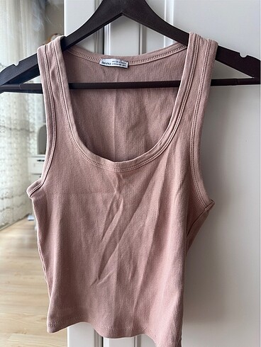 BERSHKA