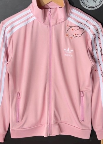 Adidas ürünü