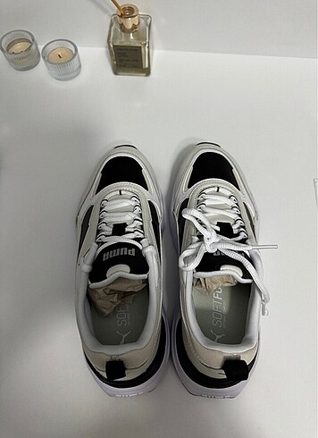 38,5 Beden siyah Renk PUMA SPOR AYAKKABI