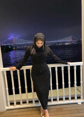 Abiye Uzun Kollu Siyah taşlı Abiye Elbise