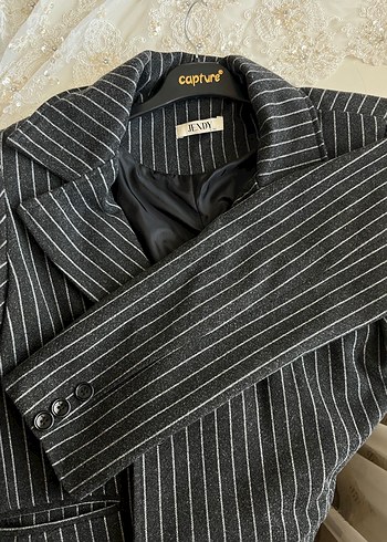 Düğmeli Siyah Çizgili Kadın Blazer Ceket - Görsel 5