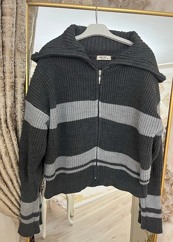 Çizgili kazak - Görsel 2