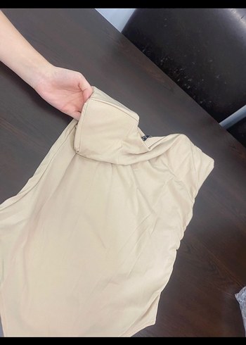 Zara Kolsuz Bej Body