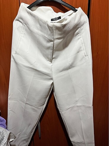 Zara beyaz kumas pantalon