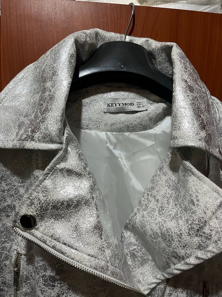 Yılan Desenli gümüş Kısa Ceket - Görsel 3