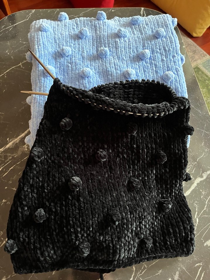 Mavi Örgü Bebek Battaniyesi ve Yelek - Görsel 4