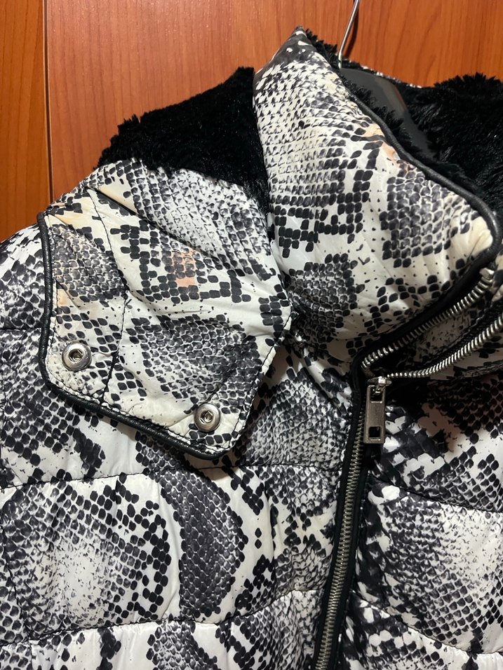 Yılan Desenli Suni Kürklü Kadın Kışlık Mont - Görsel 3