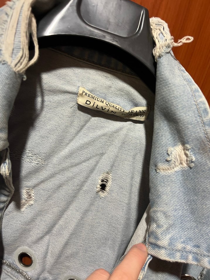 Gri Nakışlı Düğmeli Kadın Denim Ceket - Görsel 3