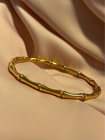 Cartier Kemik kelepçe