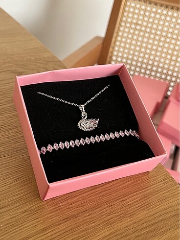 Swarovski kolye