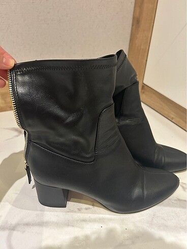 Zara Zara basic bot kadın 40 numara