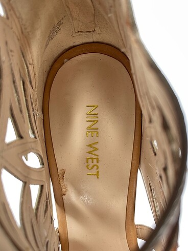 39 Beden çeşitli Renk Nine West Stiletto %70 İndirimli.