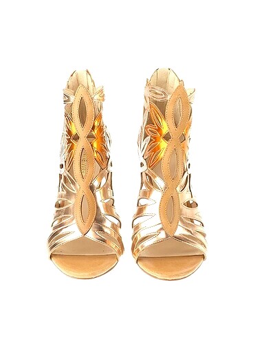 39 Beden Nine West Stiletto %70 İndirimli.