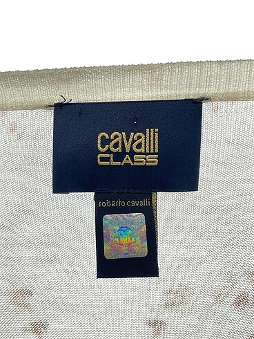 42 Beden çeşitli Renk Roberto Cavalli Hırka %70 İndirimli.