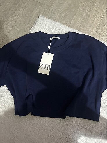 Zara Zara kısa kollu crop tişört