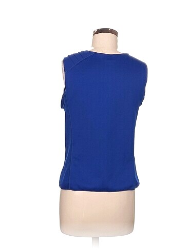 46 Beden Armani Bluz %70 İndirimli.