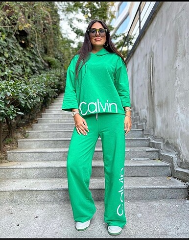 s Beden siyah Renk CALVİN KLEIN BAYAN TAKIM