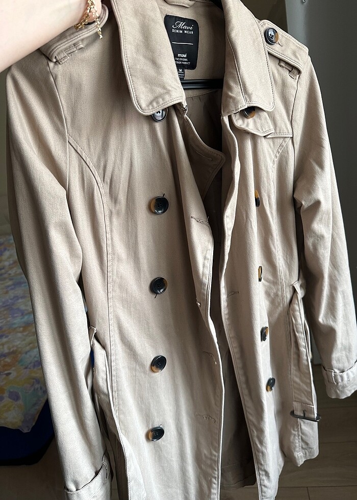 Bej renk kısa trençkot - Görsel 3