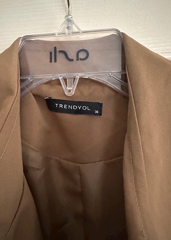 Bej Uzun Kadın Trençkot - Görsel 2