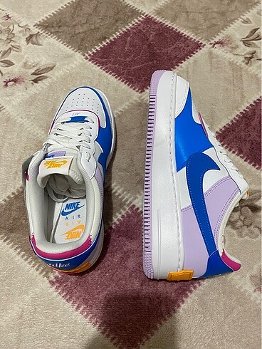 40 Beden beyaz Renk Orijinal Nike Airforce Ayakkabı
