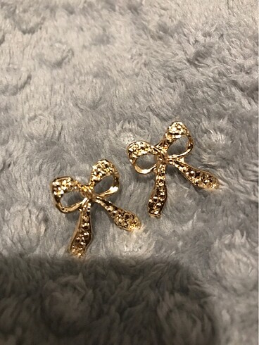 Gold Kurdele küpe