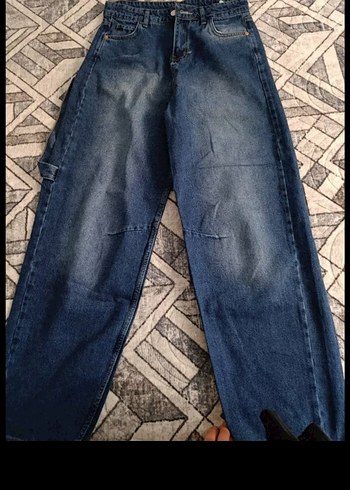 Geniş Kesim Lacivert Kadın Kot Pantolon