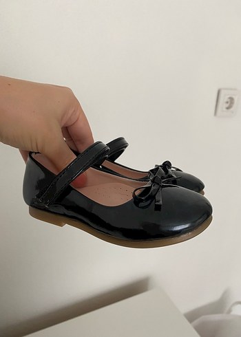 Kızlar için Siyah Rugan Babet Ayakkabı - Görsel 2