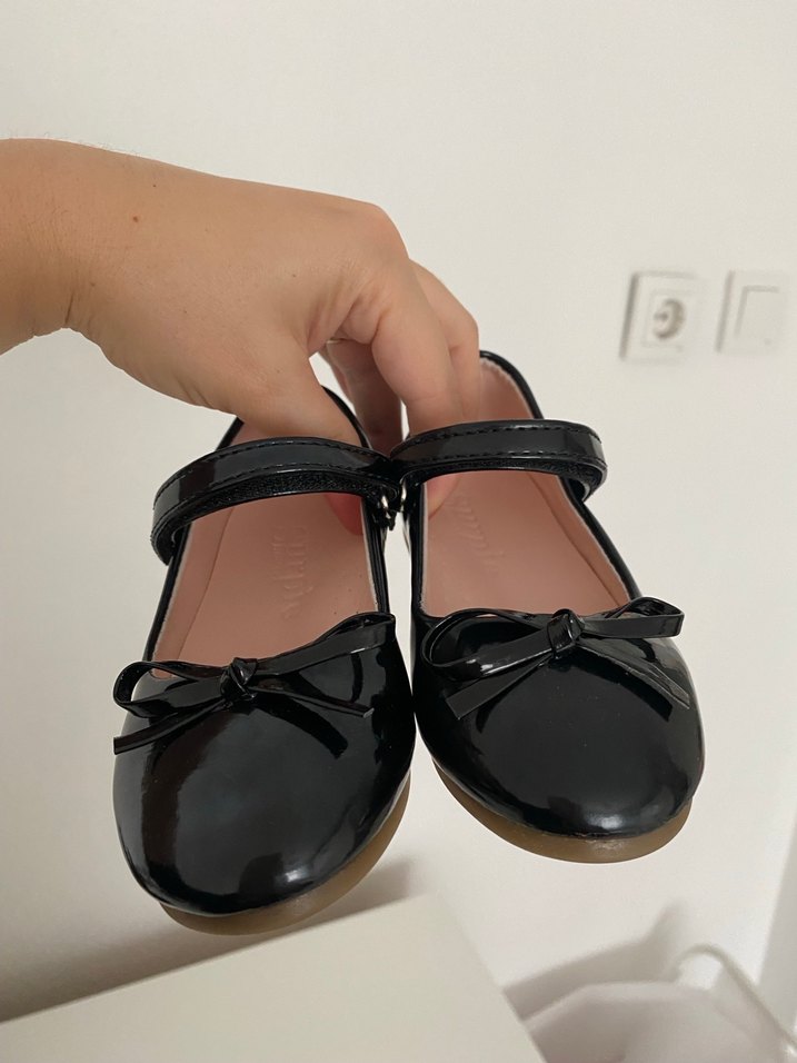 Kızlar için Siyah Rugan Babet Ayakkabı - Görsel 3