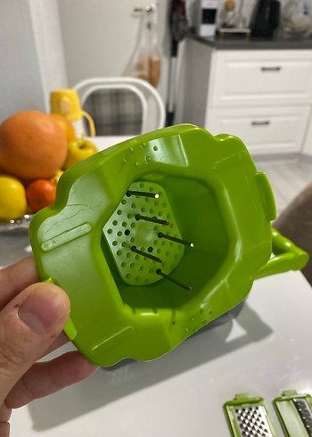 Renkli Plastik Dilimleyici Kesme Aparatı - Görsel 3