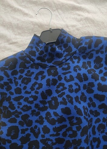 m Beden mavi Renk Leoparlı bluz