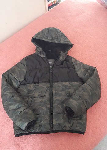 Erkek Çocuk Kamuflaj Kapüşonlu Mont - Görsel 2