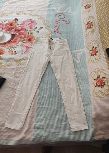 Beyaz Regular Fit Kadın Kot Pantolon