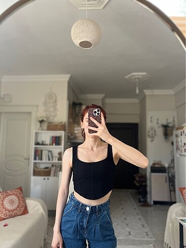 Siyah crop