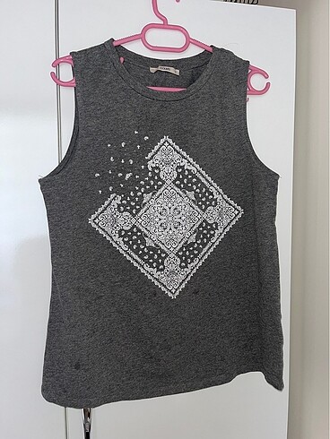 s Beden 2 tişort 100 tl