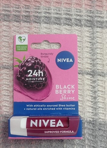 Nivea Dudak Nemlendirici