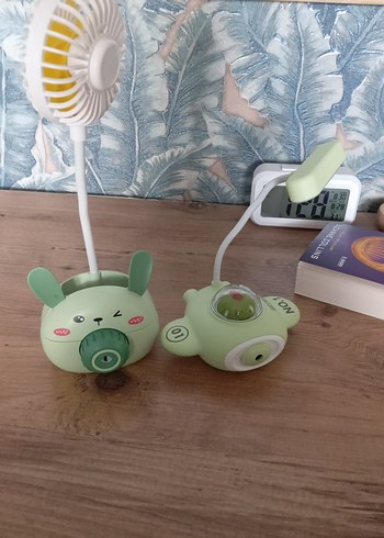 Yeşil Masaüstü Mini Fan ve LED Lamba